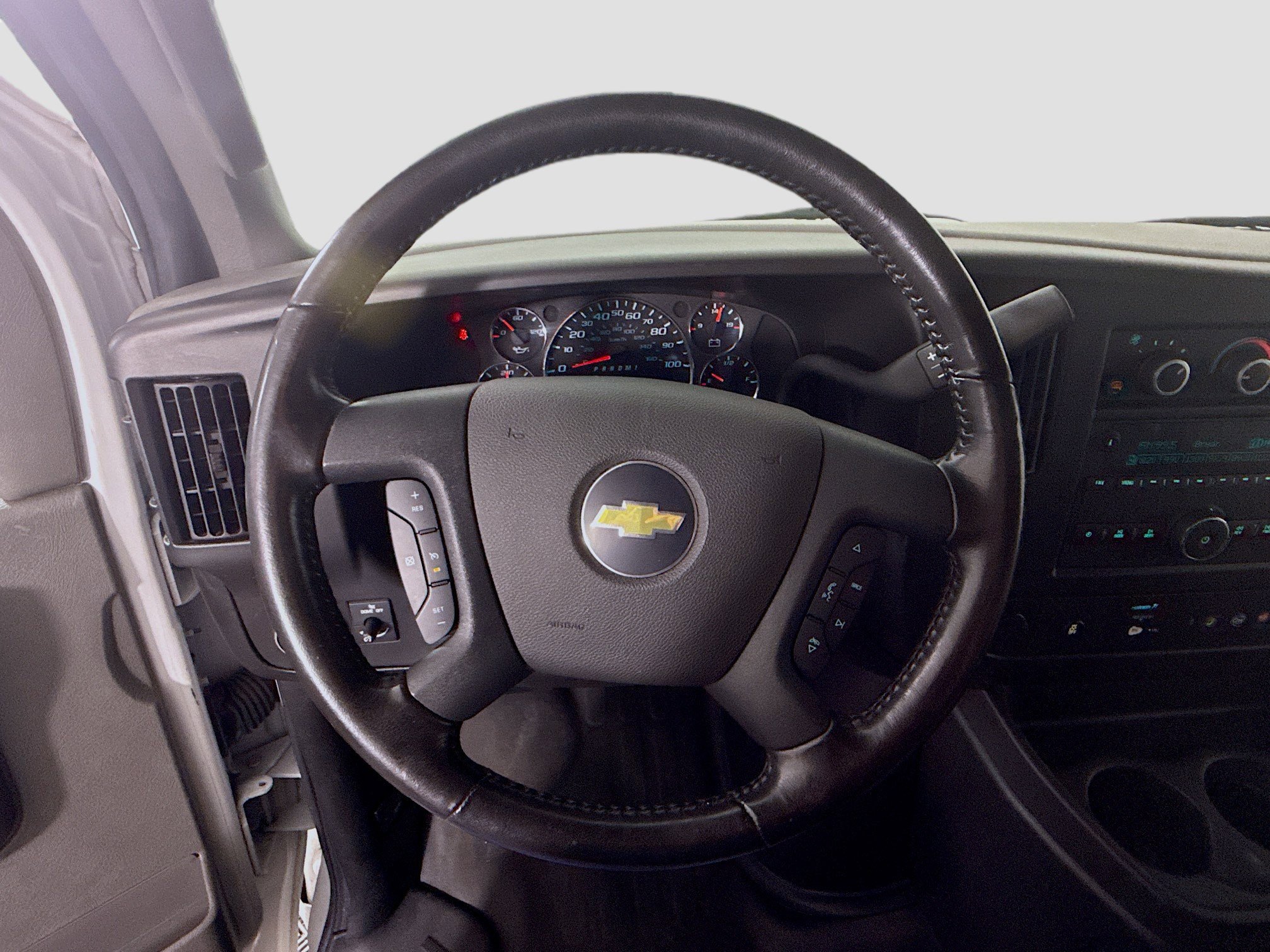 Used 2022 Chevrolet Express 2500 w/ Driver Convenience Package image 13
