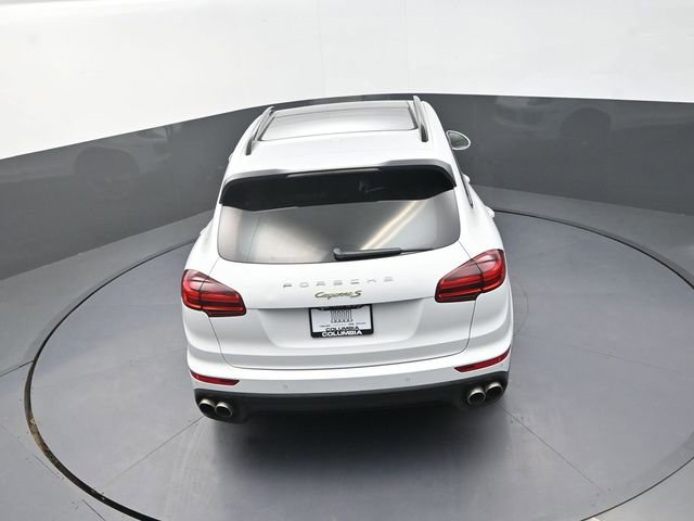 Used 2017 Porsche Cayenne S Platinum AWD/4WD image 16
