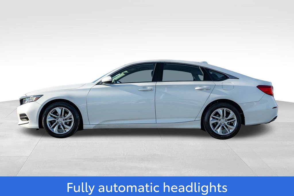 Used 2018 Honda Accord LX image 4