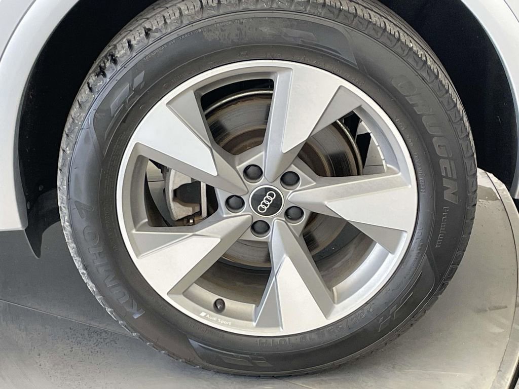 Certified 2023 Audi Q5 Prestige w/ Prestige Package image 12