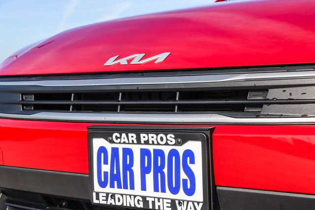 Used 2025 Kia K4 LXS image 13