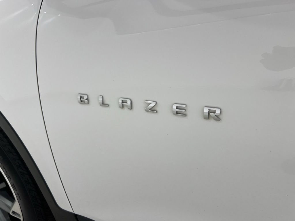 Used 2023 Chevrolet Blazer LT w/ Convenience Package FWD image 28