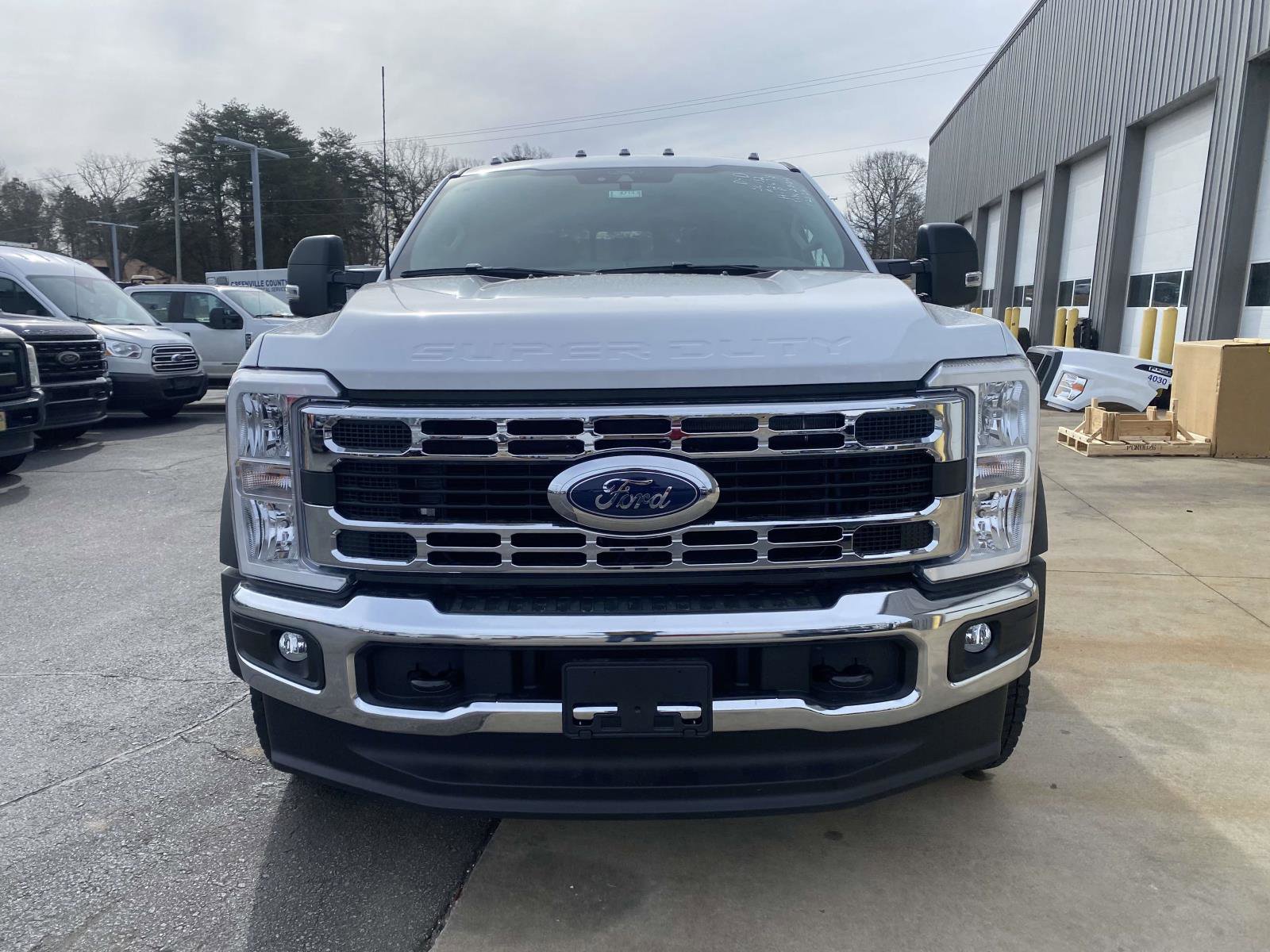 New 2026 Ford F450 XL image 2