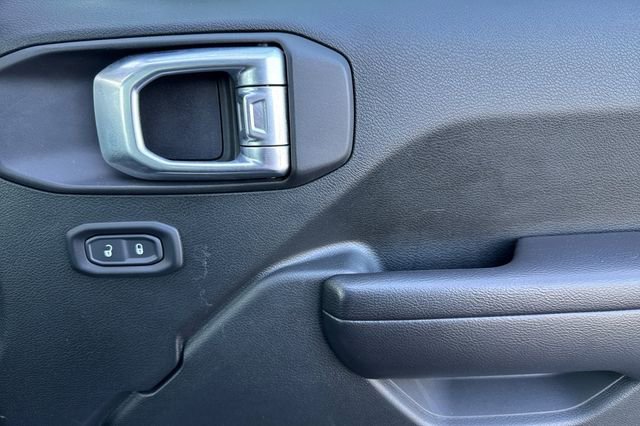 Used 2021 Jeep Wrangler Unlimited Rubicon image 21