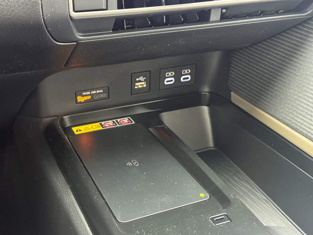 New 2026 Toyota Camry SE image 28