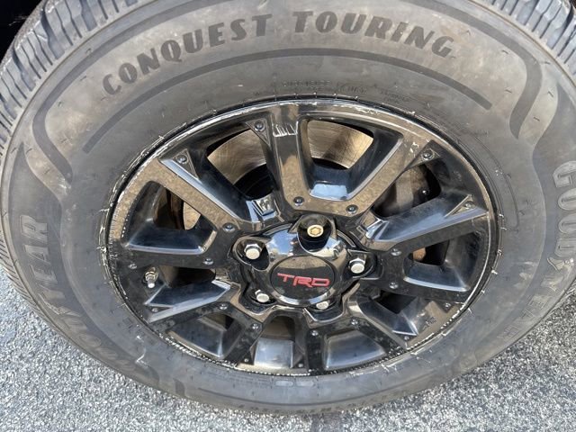 Used 2016 Toyota Tundra TRD Pro AWD/4WD image 4