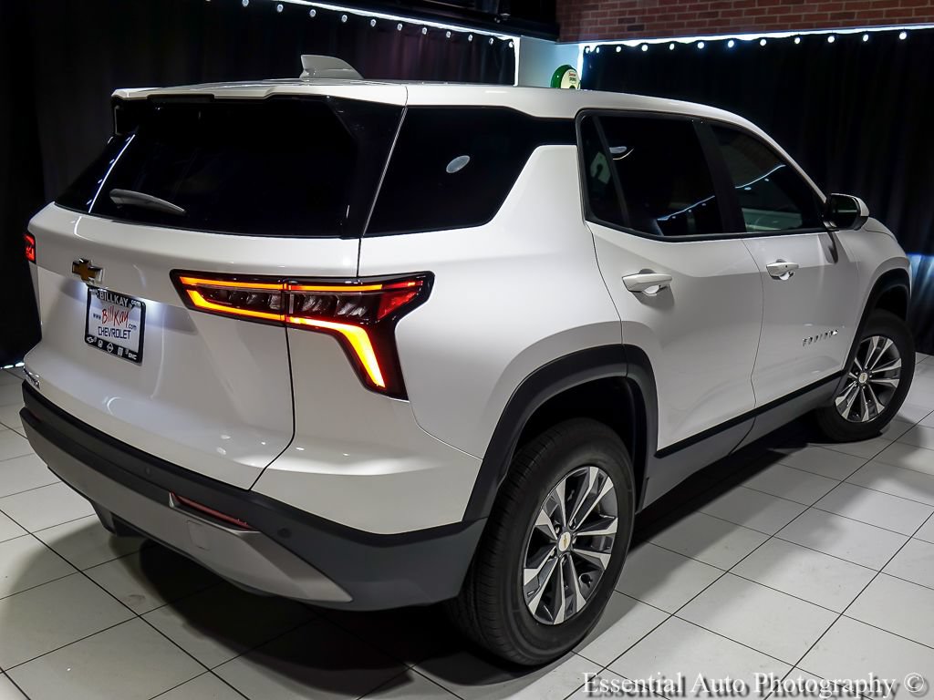 New 2027 Chevrolet Equinox LT w/ Convenience Package II FWD image 9