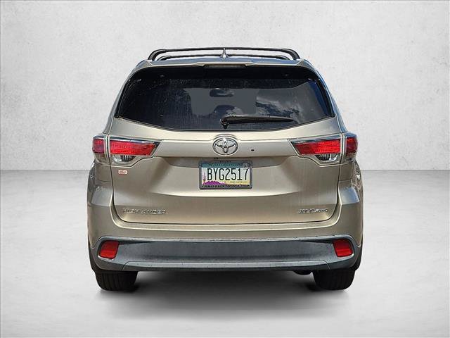 Used 2016 Toyota Highlander XLE AWD/4WD image 8