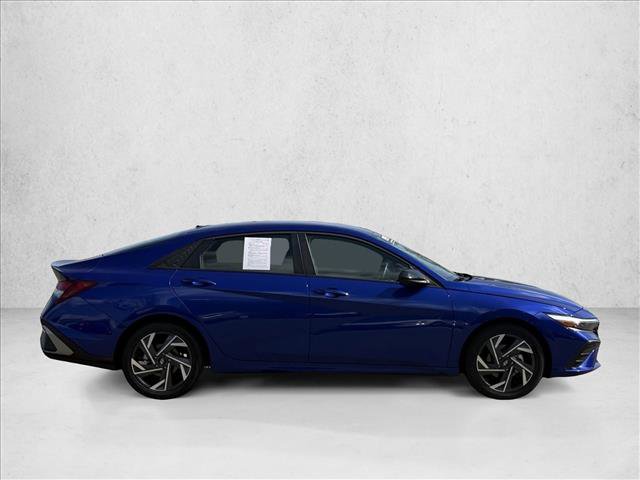 Certified 2025 Hyundai Elantra Sport image 4