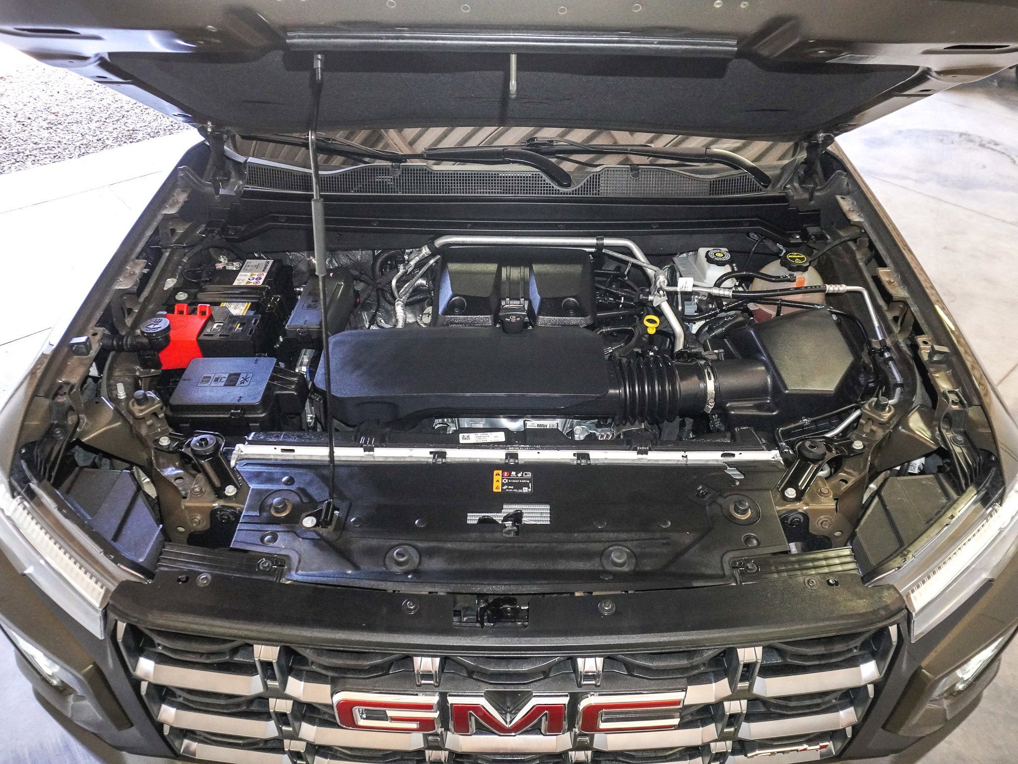 Used 2024 GMC Canyon AT4 w/ LPO, Skid Plate Package AWD/4WD image 21