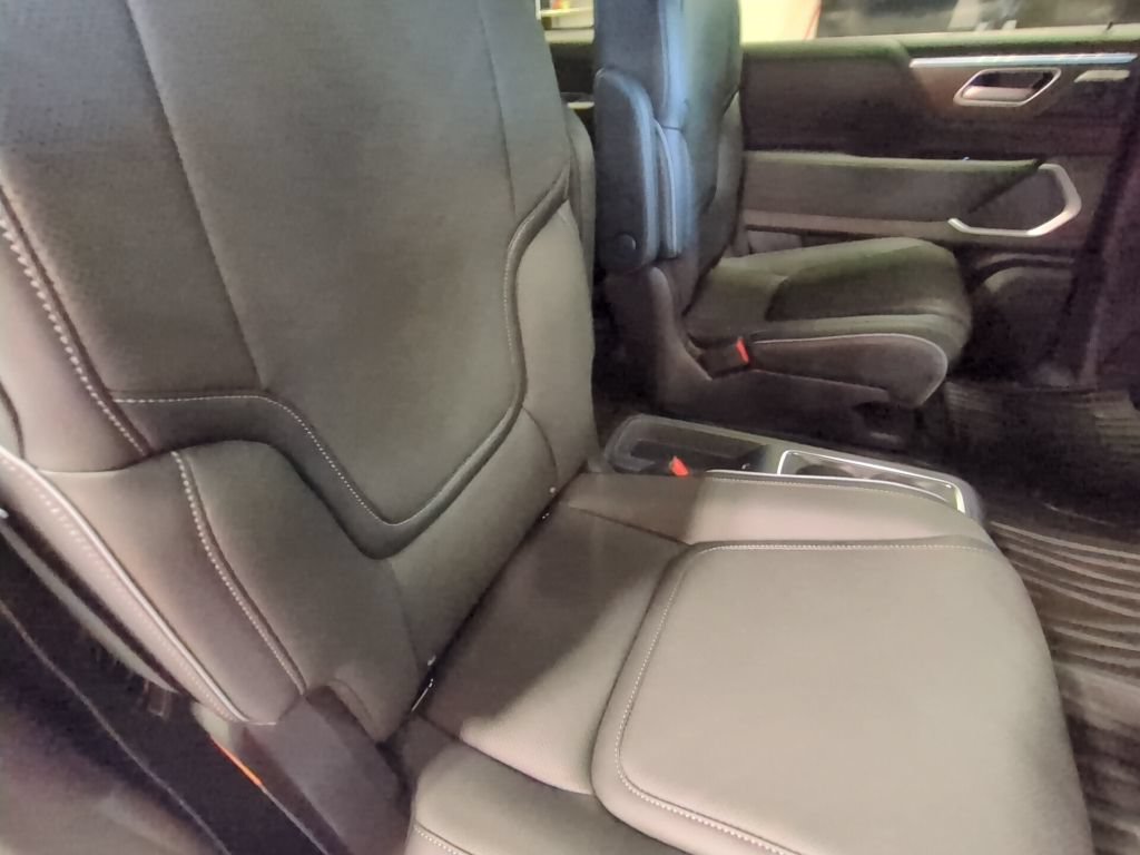 New 2026 INFINITI QX80 Luxe w/ Cargo Package RWD image 24