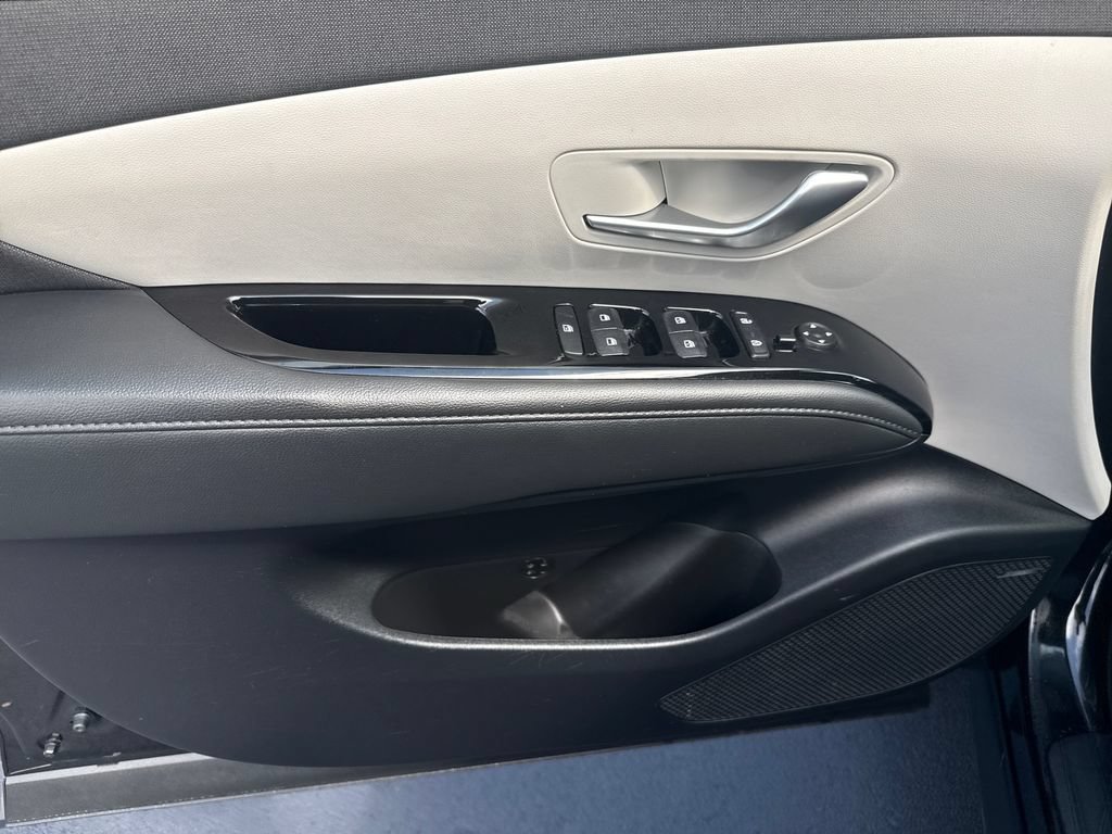Certified 2024 Hyundai Tucson Limited AWD/4WD image 9