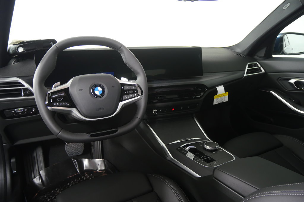 New 2026 BMW 330i Sedan w/ Convenience Package RWD image 18