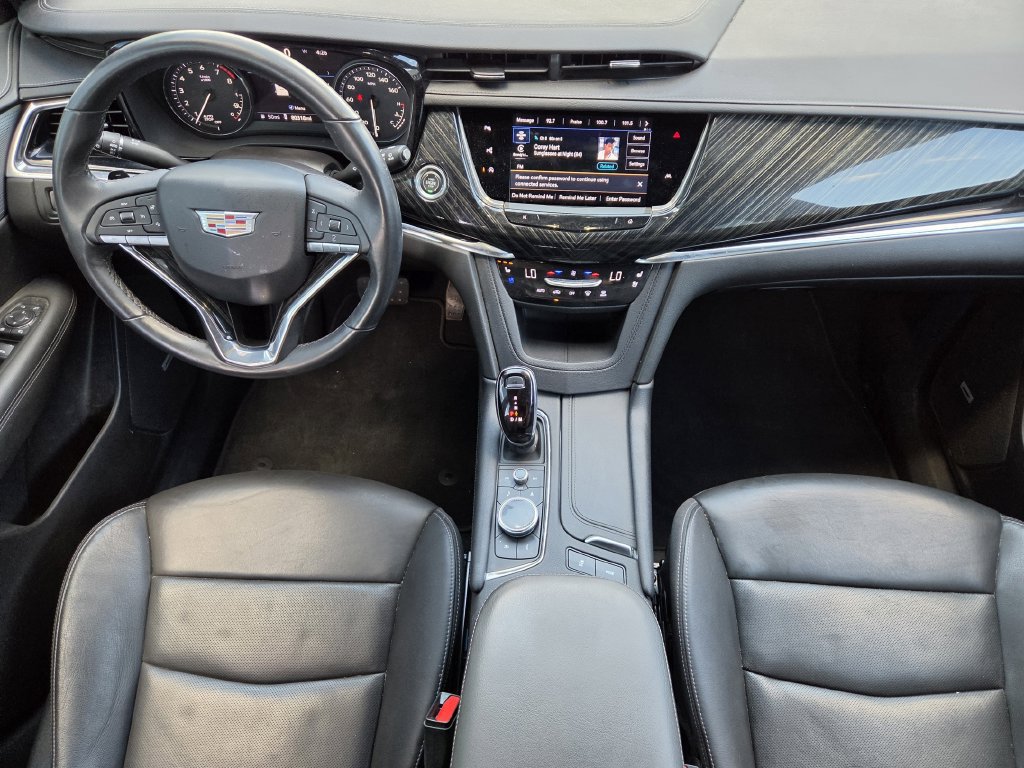 Used 2023 Cadillac XT6 Premium Luxury w/ Technology Package FWD image 29