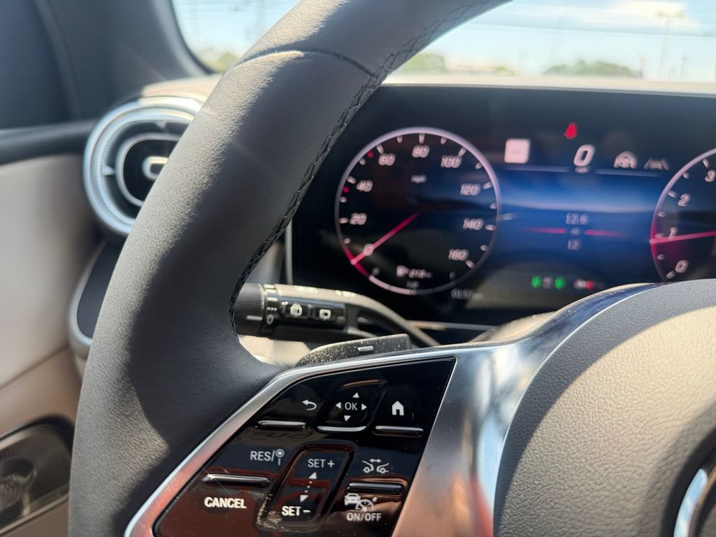 New 2026 Mercedes-Benz GLC 300 image 22