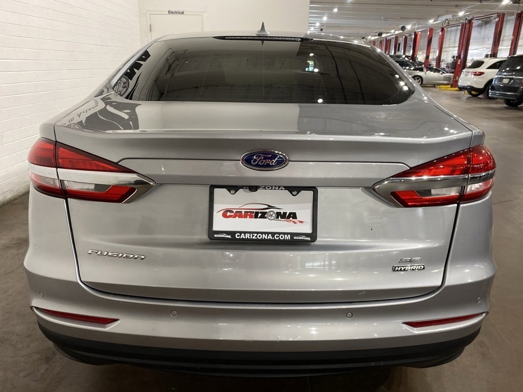 Used 2020 Ford Fusion SE image 4