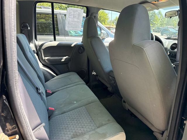 Used 2007 Jeep Liberty Sport AWD/4WD image 10