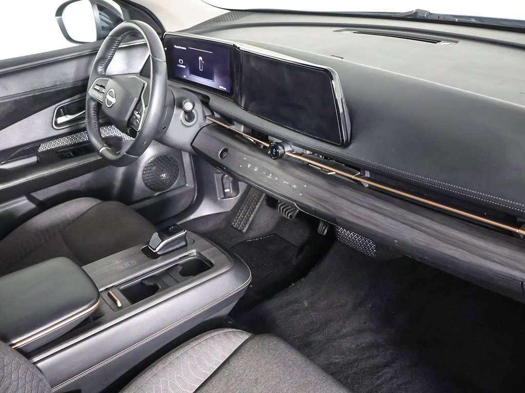 Used 2023 Nissan Ariya FWD image 26