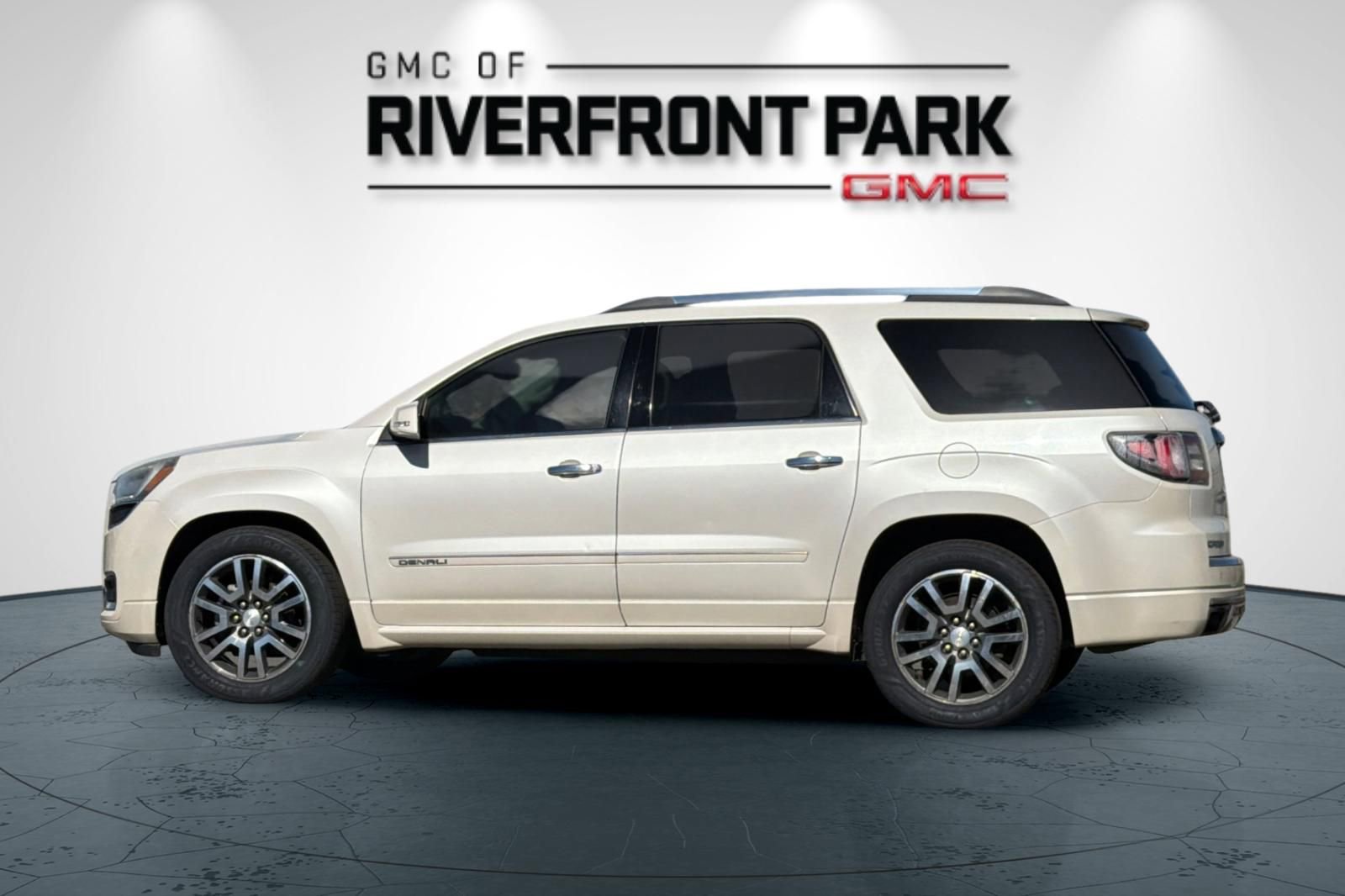 Used 2015 GMC Acadia Denali AWD/4WD image 6
