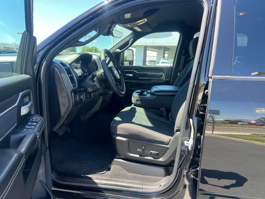 Used 2026 RAM 2500 Big Horn AWD/4WD image 31