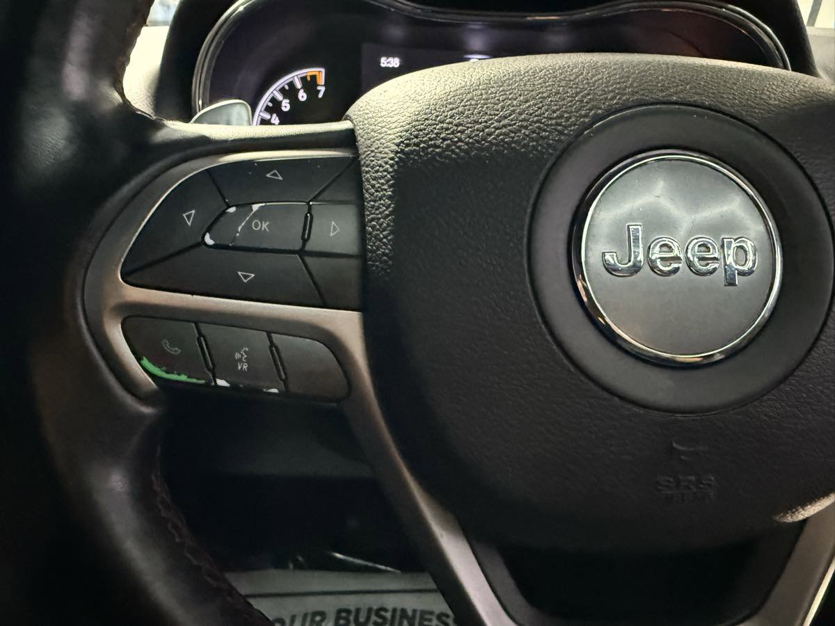 Used 2021 Jeep Grand Cherokee Trailhawk AWD/4WD image 22