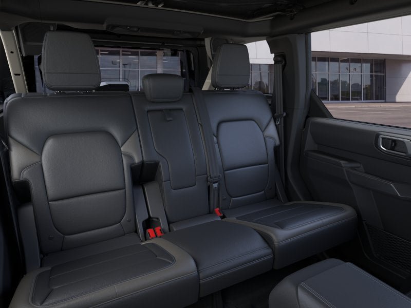 Used 2026 Ford Bronco Outer Banks AWD/4WD image 28