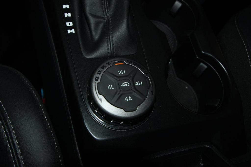 Used 2025 Ford Bronco Badlands AWD/4WD image 19