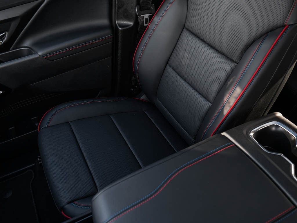 New 2025 Chevrolet Silverado EV RST image 23