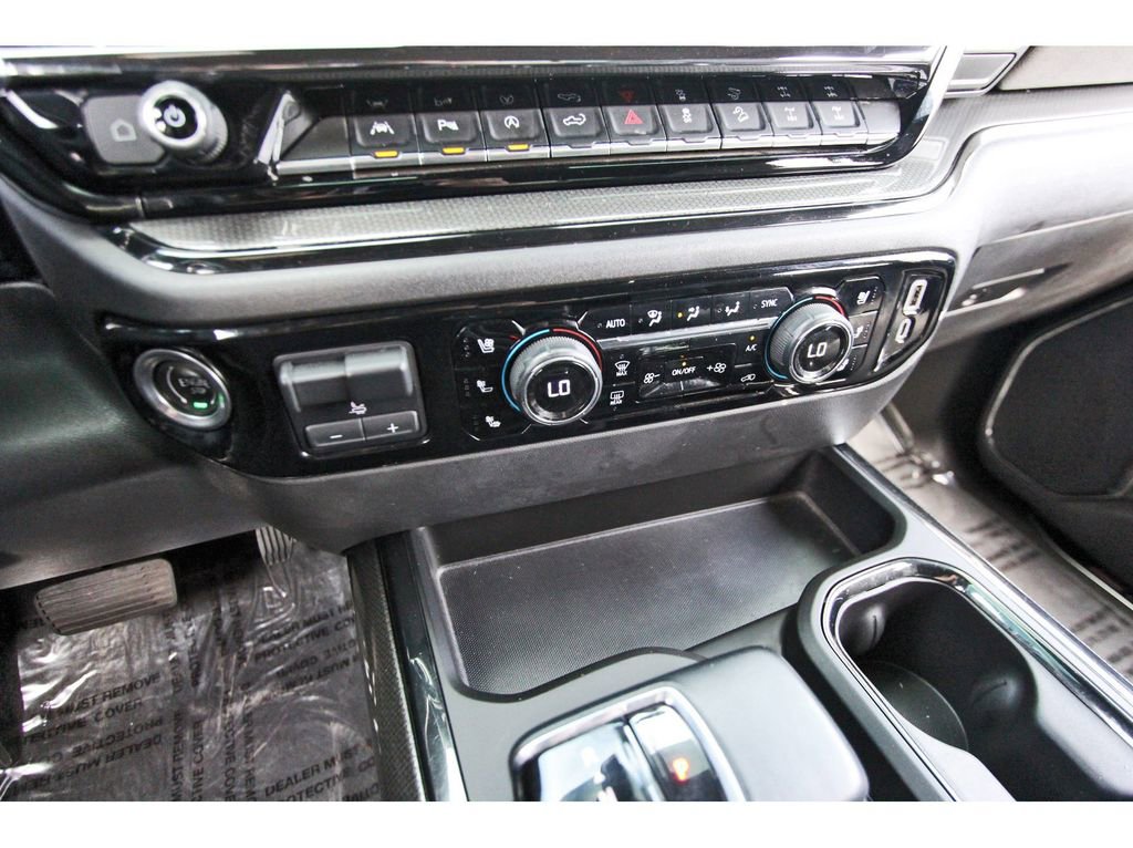 Used 2024 Chevrolet Silverado 1500 ZR2 w/ Technology Package image 24