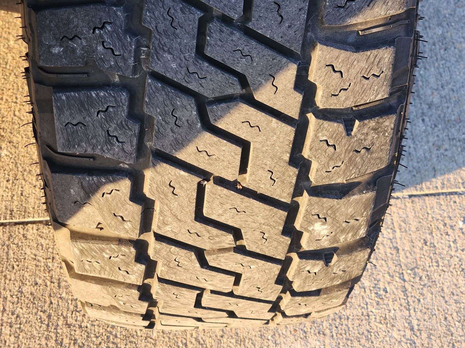 Used 2006 Dodge Ram 2500 Truck SLT image 12