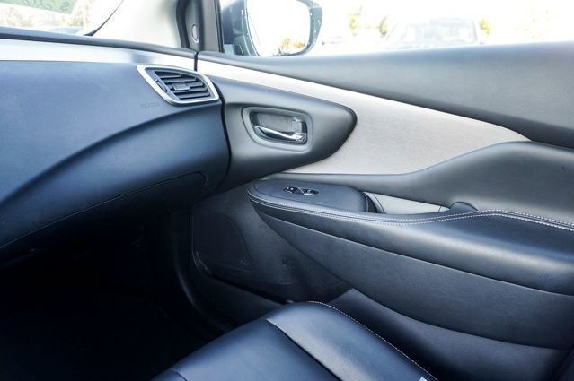 Used 2024 Nissan Murano SV image 29