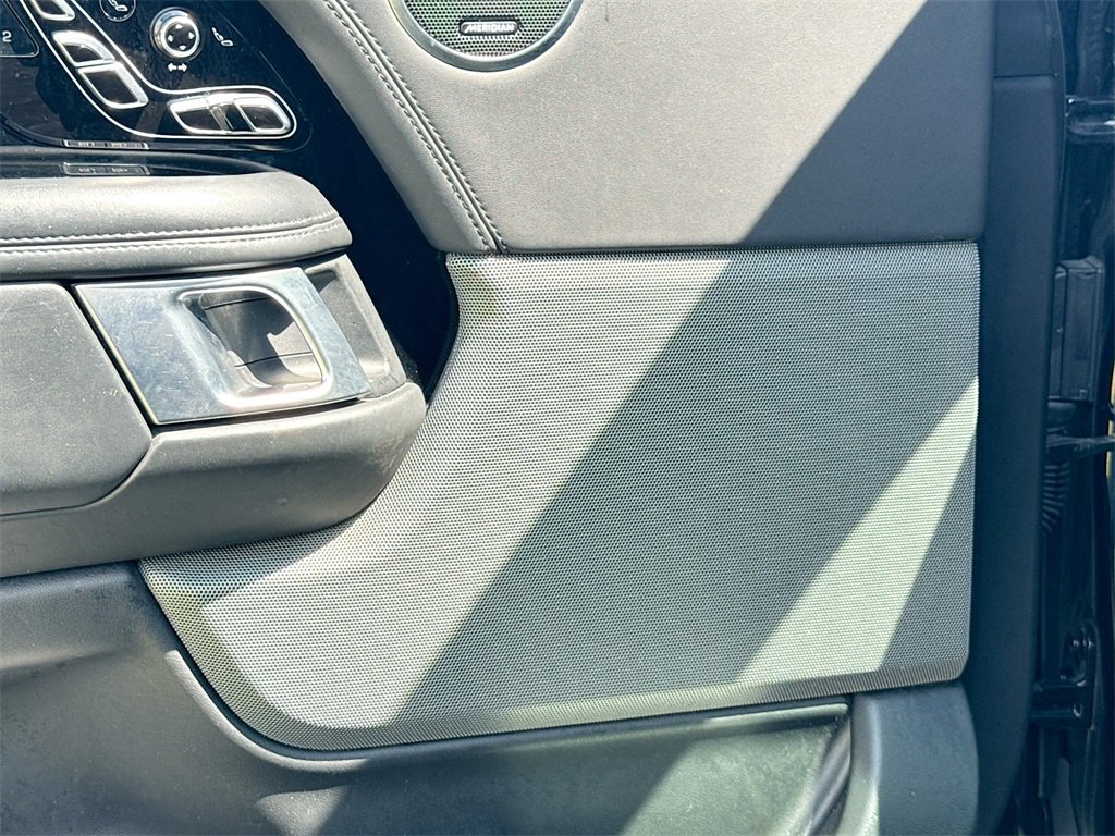 Used 2021 Land Rover Range Rover Long Wheelbase Autobiography image 20