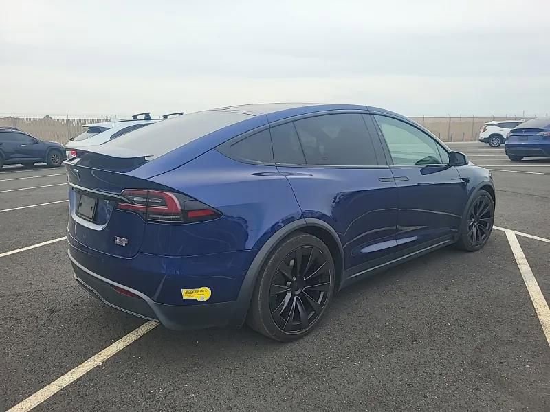 Used 2022 Tesla Model X Plaid image 6