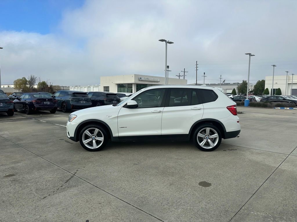 Used 2017 BMW X3 sDrive28i image 6