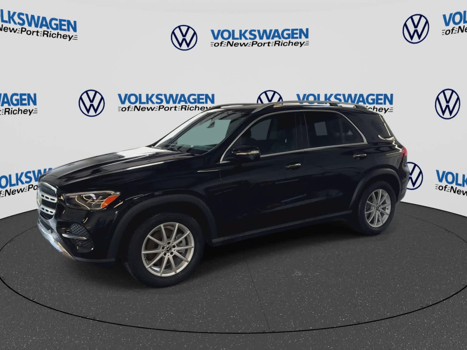 Used 2025 Mercedes-Benz GLE 350 4MATIC image 4
