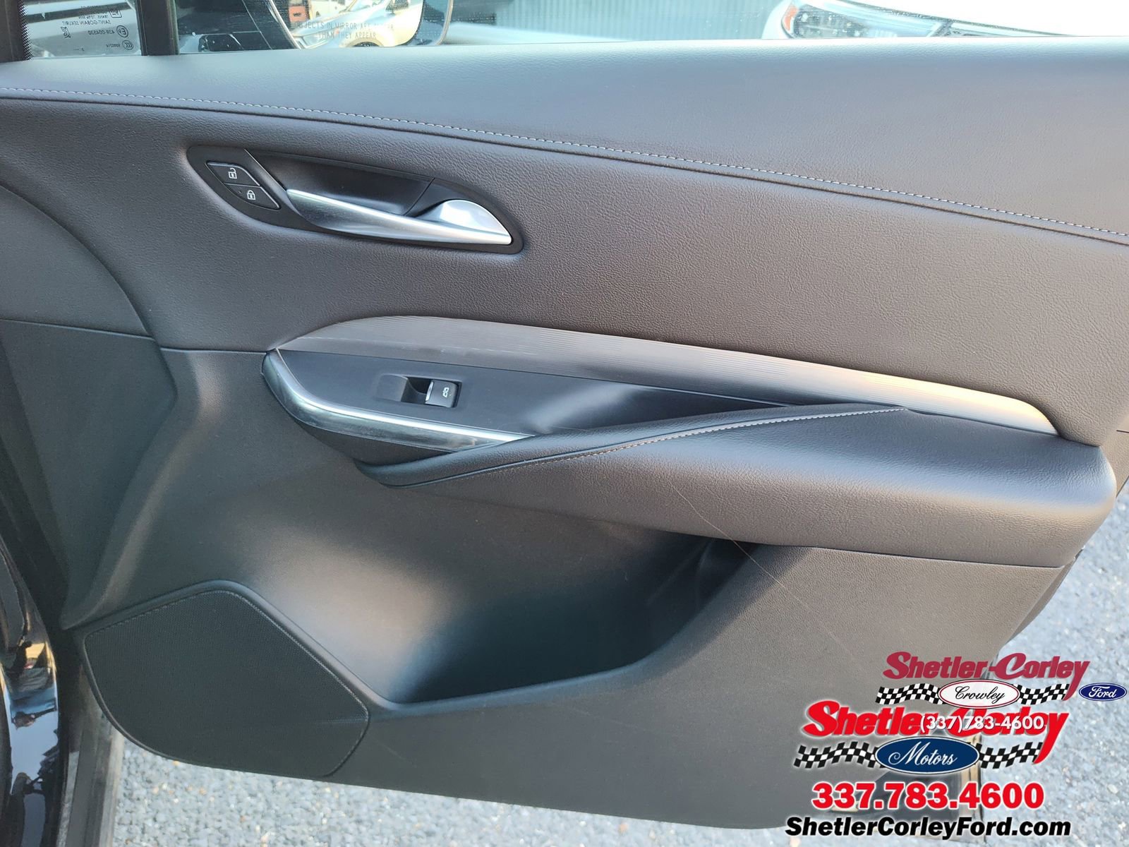 Used 2024 Cadillac XT4 Premium Luxury image 27