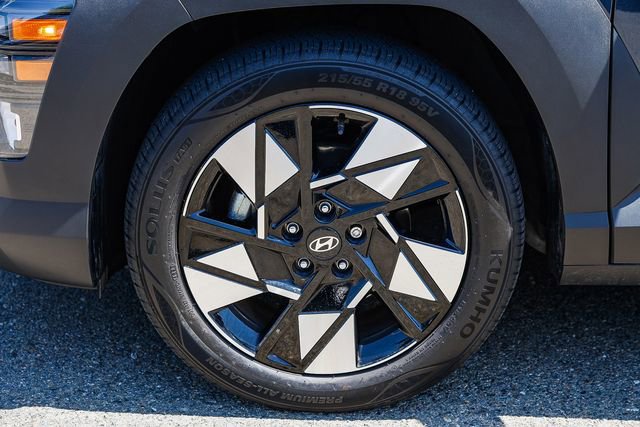 Certified 2024 Hyundai Kona SEL FWD image 11