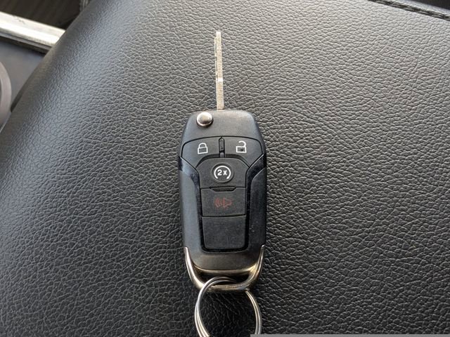 Used 2022 Ford F250 Lariat w/ Chrome Package image 30