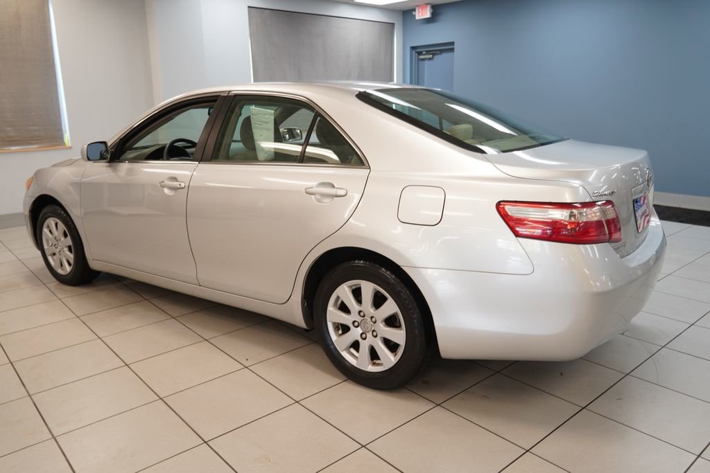 Used 2009 Toyota Camry XLE FWD image 8