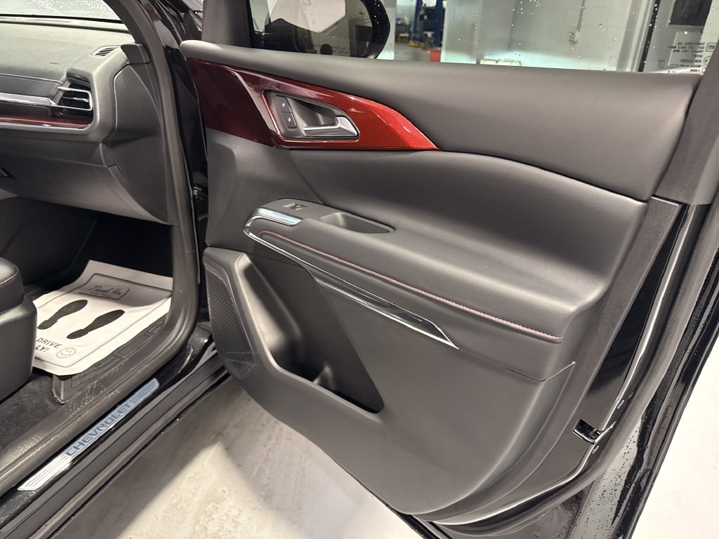 Used 2026 Chevrolet Traverse Z71 AWD/4WD image 37