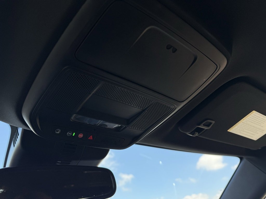 Used 2024 GMC Acadia Elevation image 51