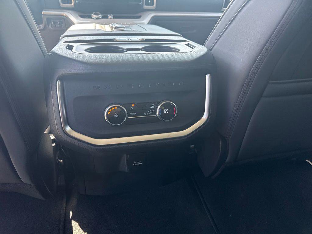 New 2026 Ford Expedition Active RWD image 45