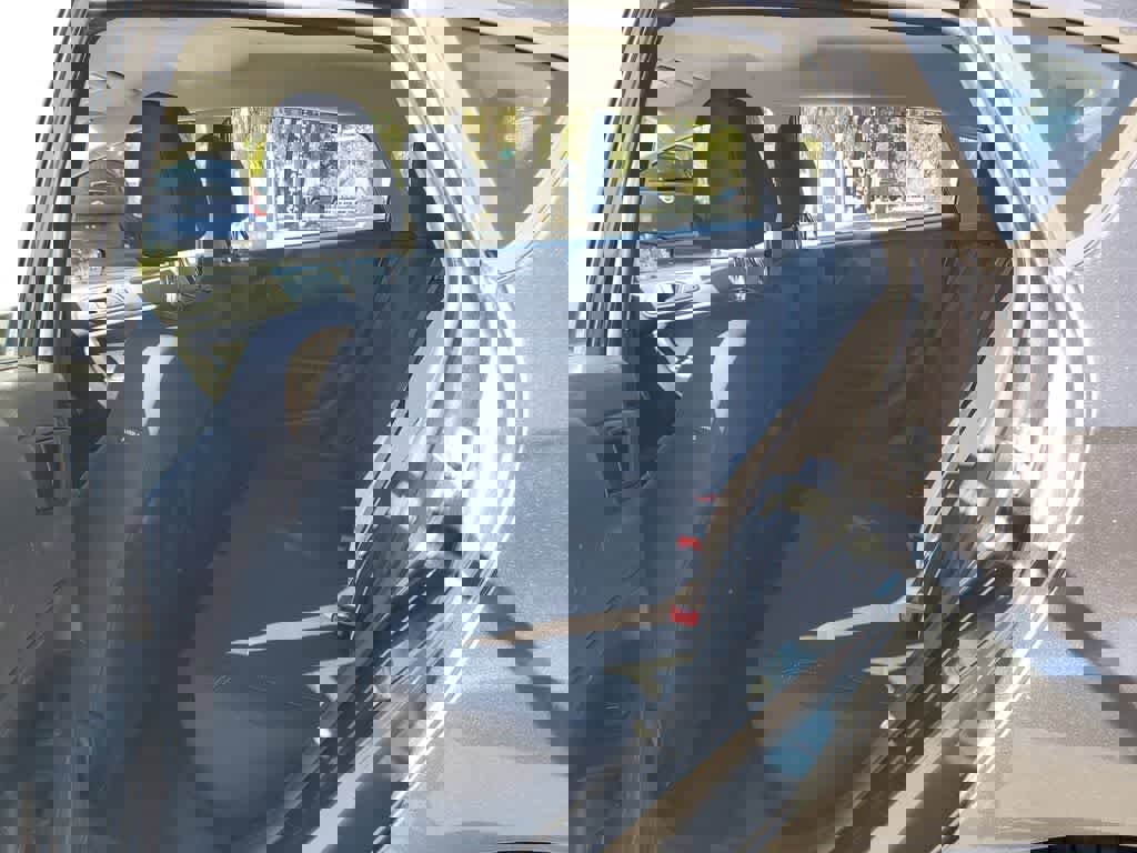 Used 2018 Ford Fiesta SE image 10