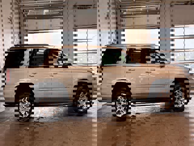 Used 2017 GMC Yukon SLE image 7