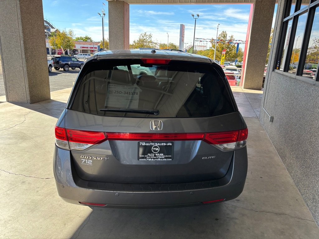 Used 2014 Honda Odyssey Touring Elite image 40