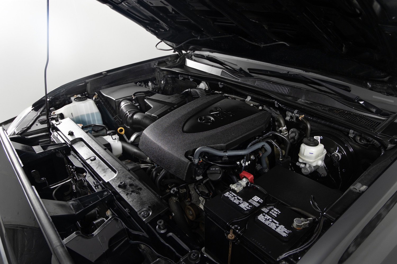 Used 2022 Toyota Tacoma TRD Sport w/ Technology Package image 40