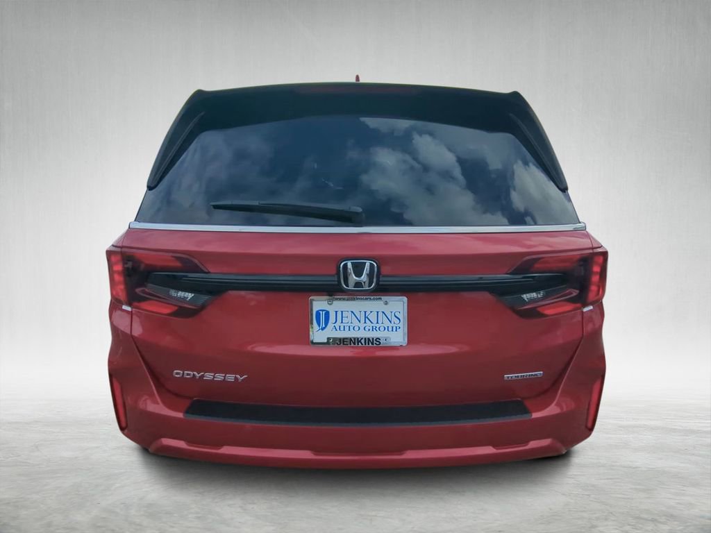 New 2026 Honda Odyssey Touring image 4