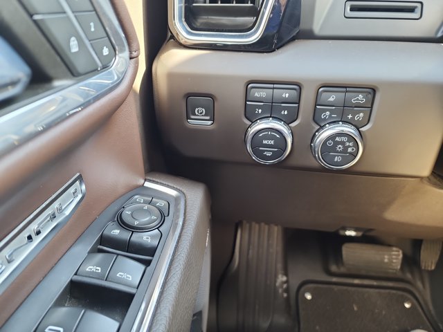 Used 2023 GMC Sierra 1500 Denali AWD/4WD image 23