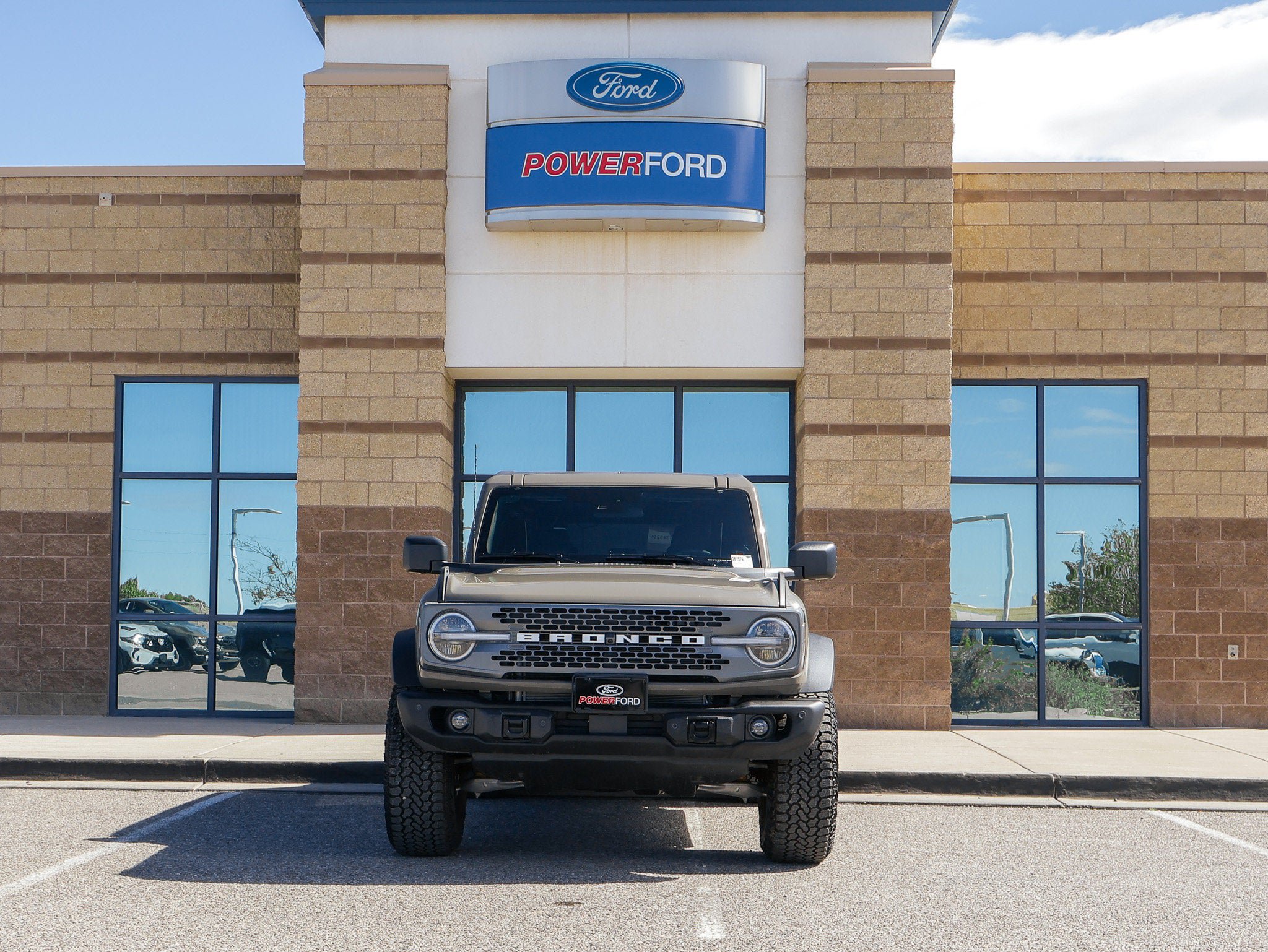 New 2026 Ford Bronco Badlands AWD/4WD image 3