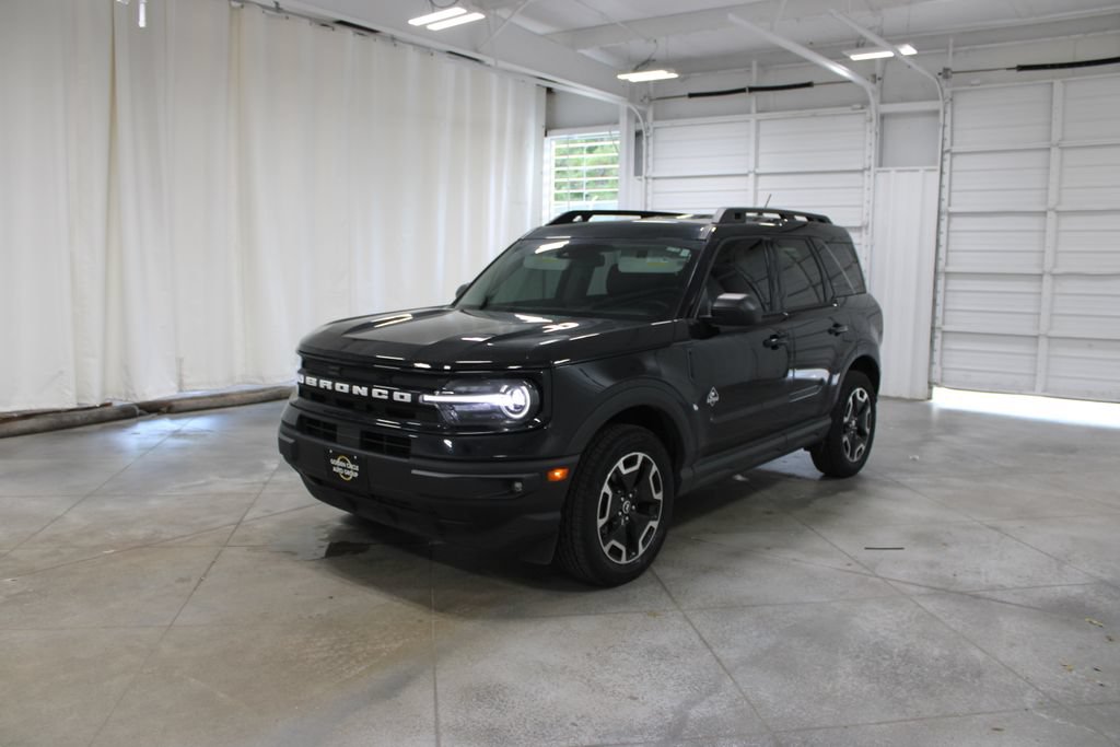 Used 2023 Ford Bronco Sport Outer Banks w/ Tech Package AWD/4WD image 4